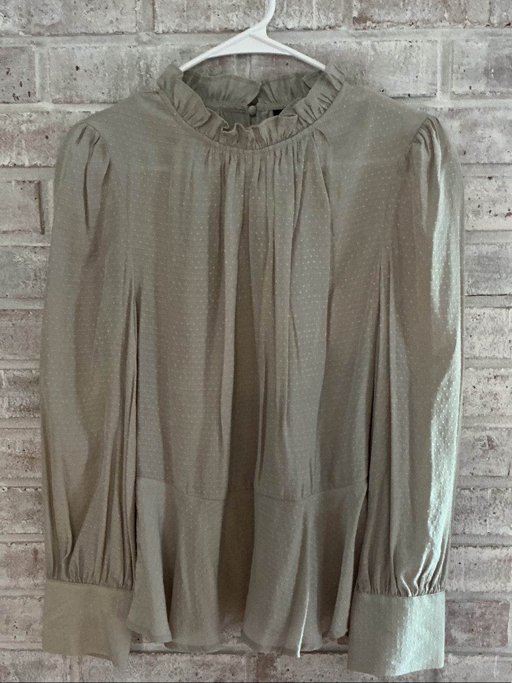 Who What Wear Taupe Ruffle Neck Long Sleeve Blouse